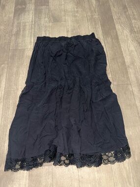 Women's Black Lace-Hem Maxi Skirt